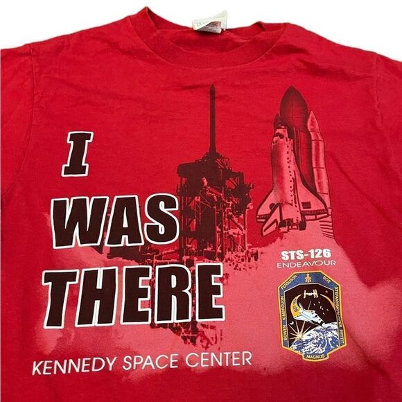 Ladies KENNEDY SPACE CENTER I WAS THERE STS-134 ENDEAVOR Delta Pro T-Shirt Small - Picture 3 of 5